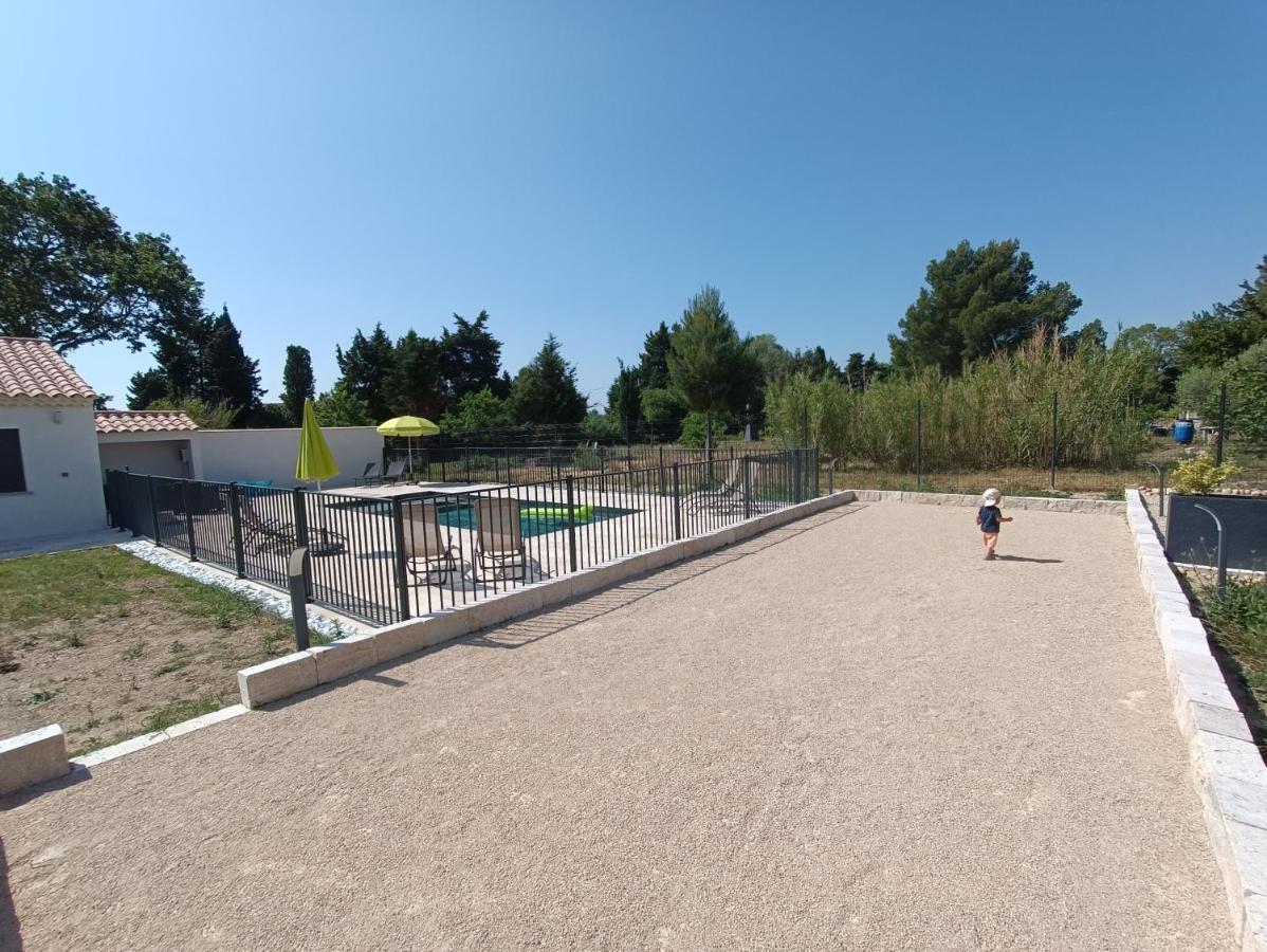 Maison Independante Avec Piscine, 10Min Avignon Pujaut Exterior foto